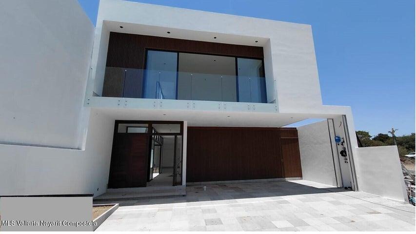 14 B Privada Rinconada, Casa Julia