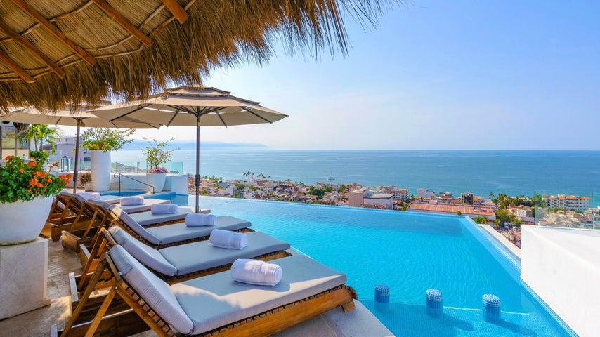 1127 Costa Rica, Villa Cielo