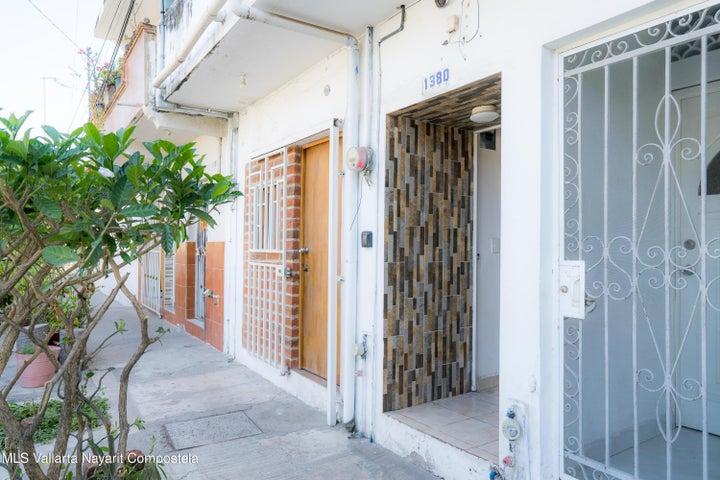 1380 Bolivia UNIDAD C, FIXER UPPER Casa Bolivia