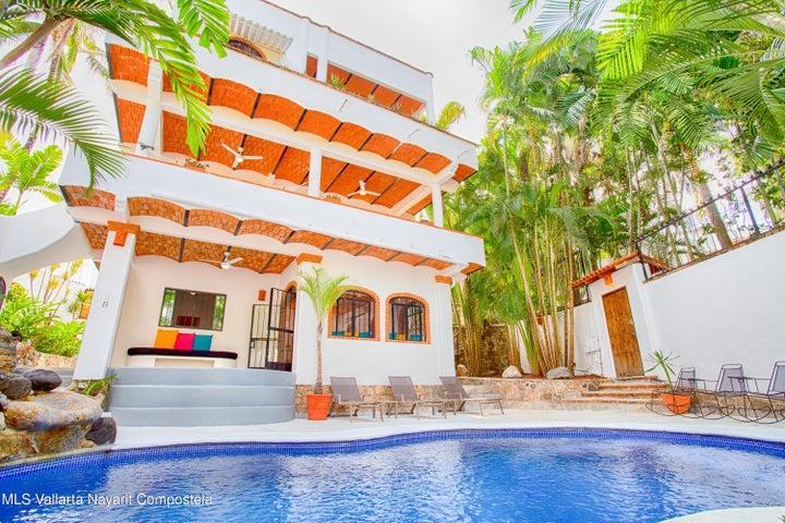 45 F-2 Gabriel Rodriguez, Villa Isabella