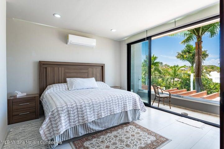 100 Av. Las Palmas 1203, Quadrant Condo